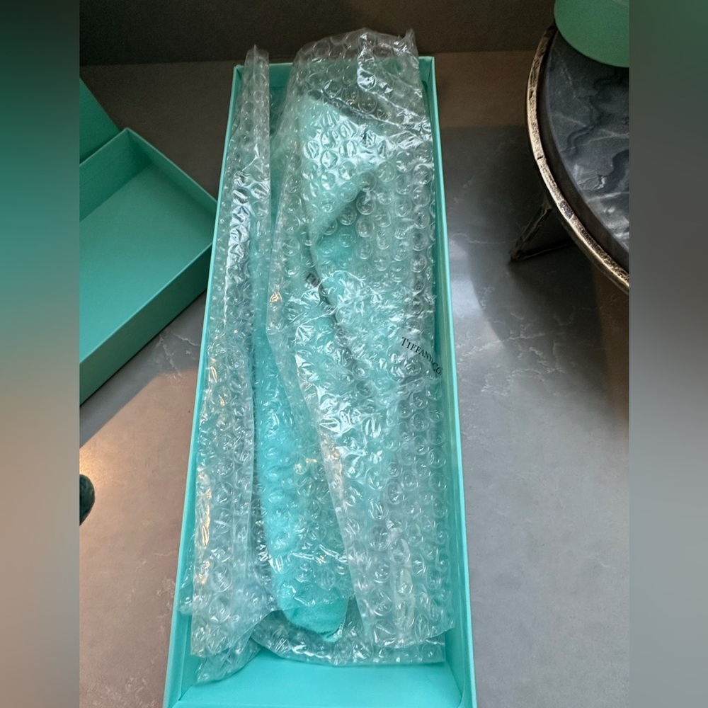 TIFFANY & CO ULTRA RARE Y2K RELEASE STERLING SILVER CELEBRATION HORN MINT CONDIT - Picture 13 of 13